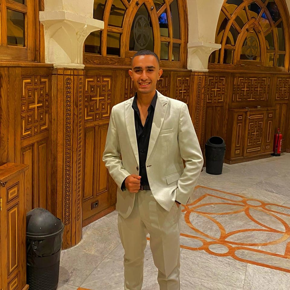 أندرو عادل